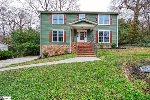 8 E Indian Trail