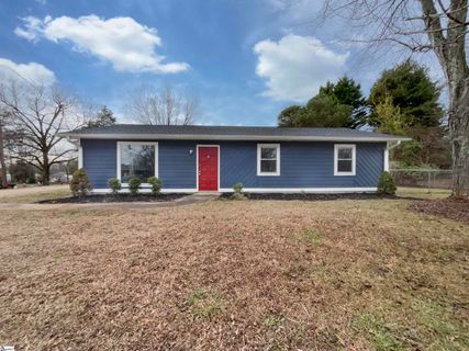 3313 Locust Hill Road sold home in Paris View, Taylors, SC