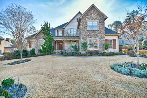 15 Riverbanks Court