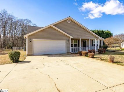 600 E Victor Hill Road sold home in Shadowfield Acres, Duncan, SC