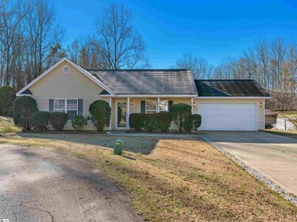 18 Uneeda Drive sold home in Sherman Park, Greenville, SC
