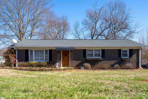 106 Montis Drive