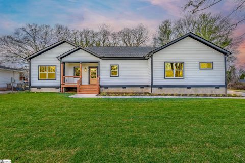 11 Glendale Street sold home in Glendale Heights, Greenville, SC