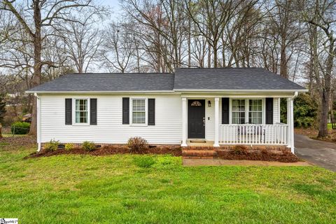 3 N Kings Drive sold home in Kings Court, Fountain Inn, SC
