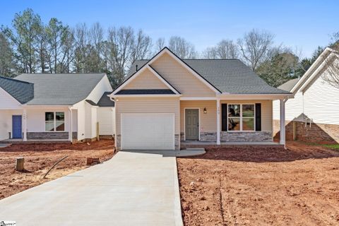 102 Colonial Court sold home in Magnolia Pointe, Pendleton, SC