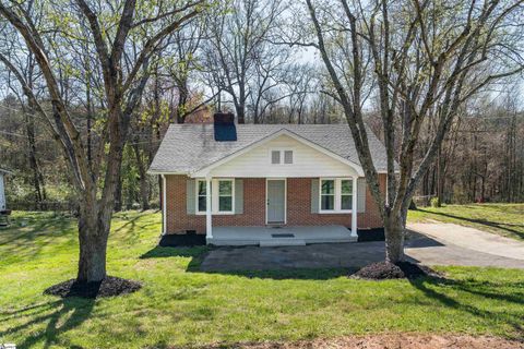 27 Maxie Avenue sold home in Cochran Heights, Greenville, SC