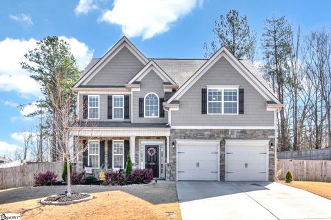 105 Dahlia Lane