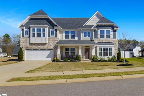 9 Mohegan Way