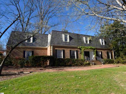 209 Laurel Road