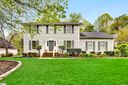 714 N Almond Drive sold home in Simpsonville, SC