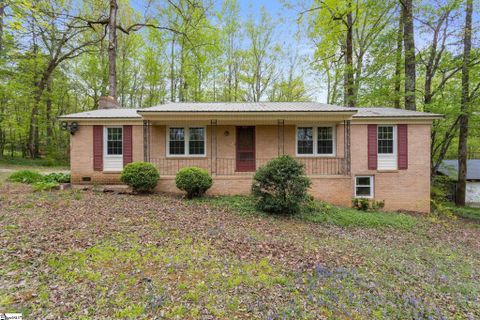 425 Alta Vista Circle sold home in Coleman Heights, Travelers Rest, SC