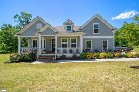 5 Trianon Way