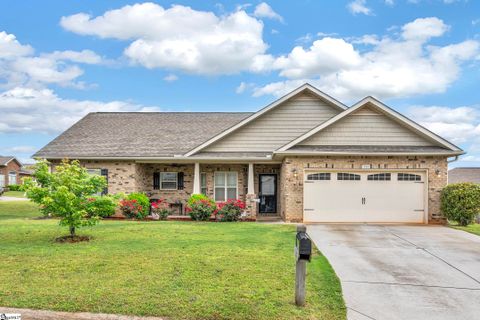 521 E Heatherstone Lane