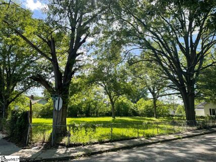 235 Oak Street sold home in Lydia Mill Village, Clinton, SC