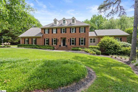 207 Muirfield Drive