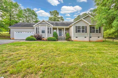 131 Thoroughbred Run sold home in Farms At Beaver Creek, Liberty, SC