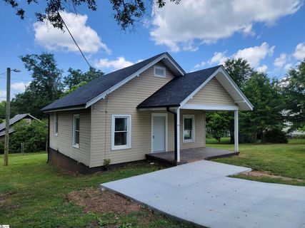 18 Clemson Street sold home in Woodside Mill 2, Liberty, SC