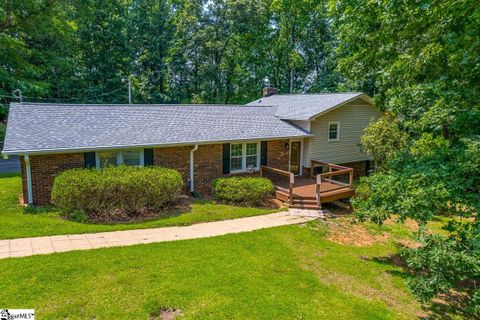 307 Birchwood Street sold home in Forest Park, Easley, SC
