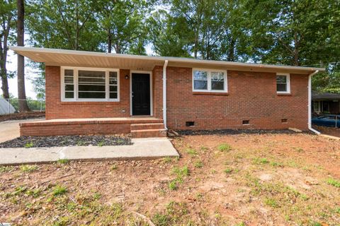 305 Kenmore Drive sold home in Rockvale, Piedmont, SC