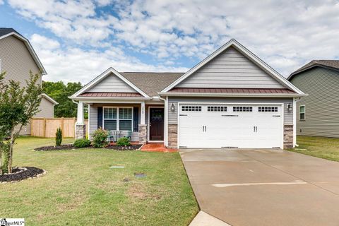 220 Everard Lane sold home in Crosswinds, Greer, SC