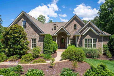 135 Reserve Drive