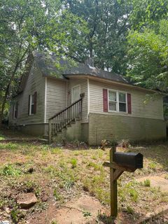 2 Cardwell Street