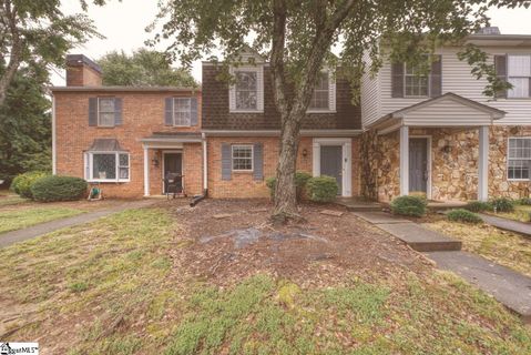 127 Shady Tree Drive sold home in Jamestowne I, Taylors, SC
