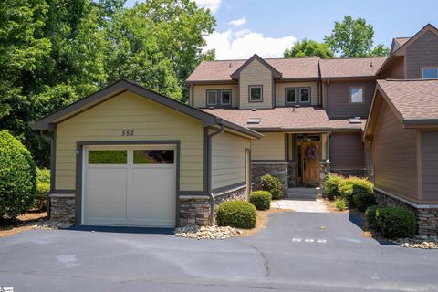 582 Sunset Point Drive sold home in Stoneledge At Lake Keowee, West Union, SC