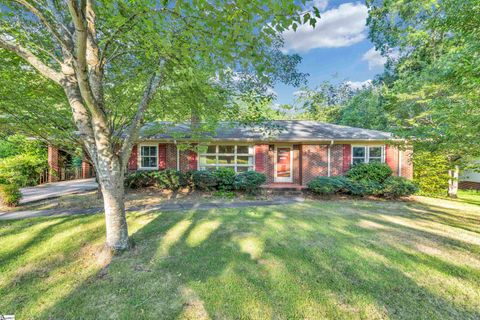 107 Kent Place
