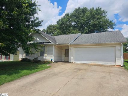 212 Chateau Street sold home in Savannah Acres, Boiling Springs, SC