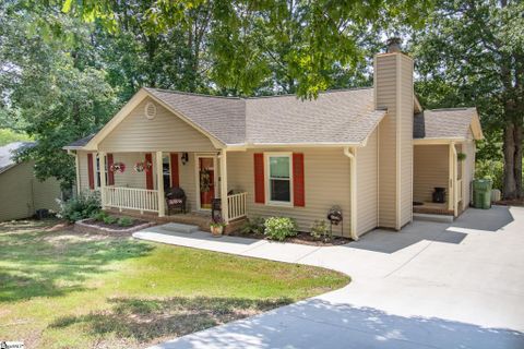 106 Manchester Drive