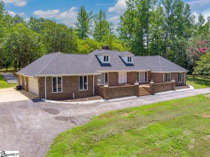 202 Woodlake Drive sold home in Woodlake, Spartanburg, SC