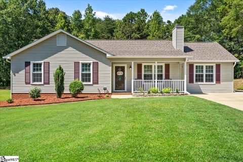 216 Eastridge Court sold home in Eastridge, Cowpens, SC