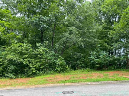 5 Falling Leaf Drive sold home in The Woodlands At Cherokee Valley, Travelers Rest, SC