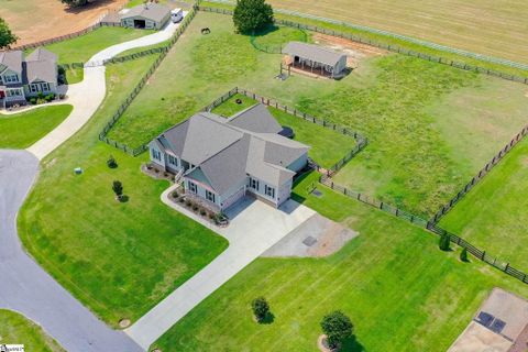 14 Bolero Lane sold home in Hillside Plantation, Travelers Rest, SC