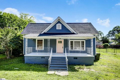 8 Woodward Street