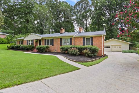 8 Shenandoah Drive