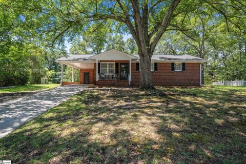 7 Hastings Circle sold home in Coral Ridge, Taylors, SC