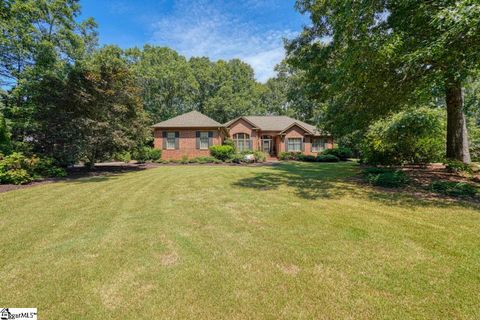 164 Woodridge Drive