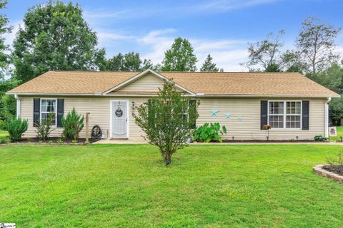 15 Anchor Road