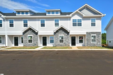 34 English Court Lot 47