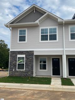 27 English Court Lot 49