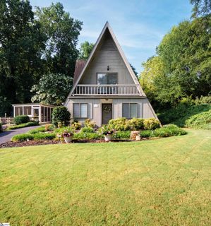 302 Charring Cross Road sold home in Brookwood Forest, Taylors, SC