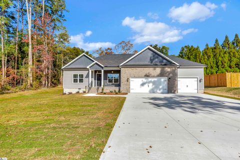 617 Regency Circle