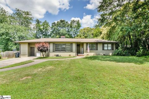 9 Shenandoah Drive
