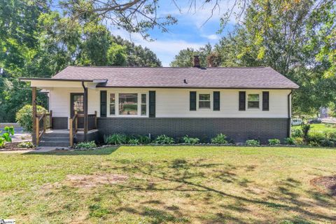 302 Grigsby Avenue sold home in A G Wyatt Estate, Easley, SC