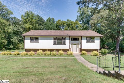 402 Echo Circle sold home in Twin Brook, Easley, SC
