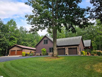 140 Glassy Falls Trail sold home in Glassy Falls, Travelers Rest, SC