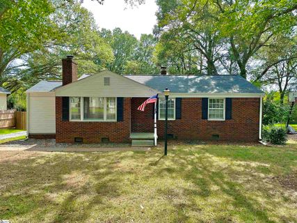 561 Lucerne Drive