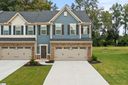 526 Martin Creek Drive sold home in Simpsonville, SC